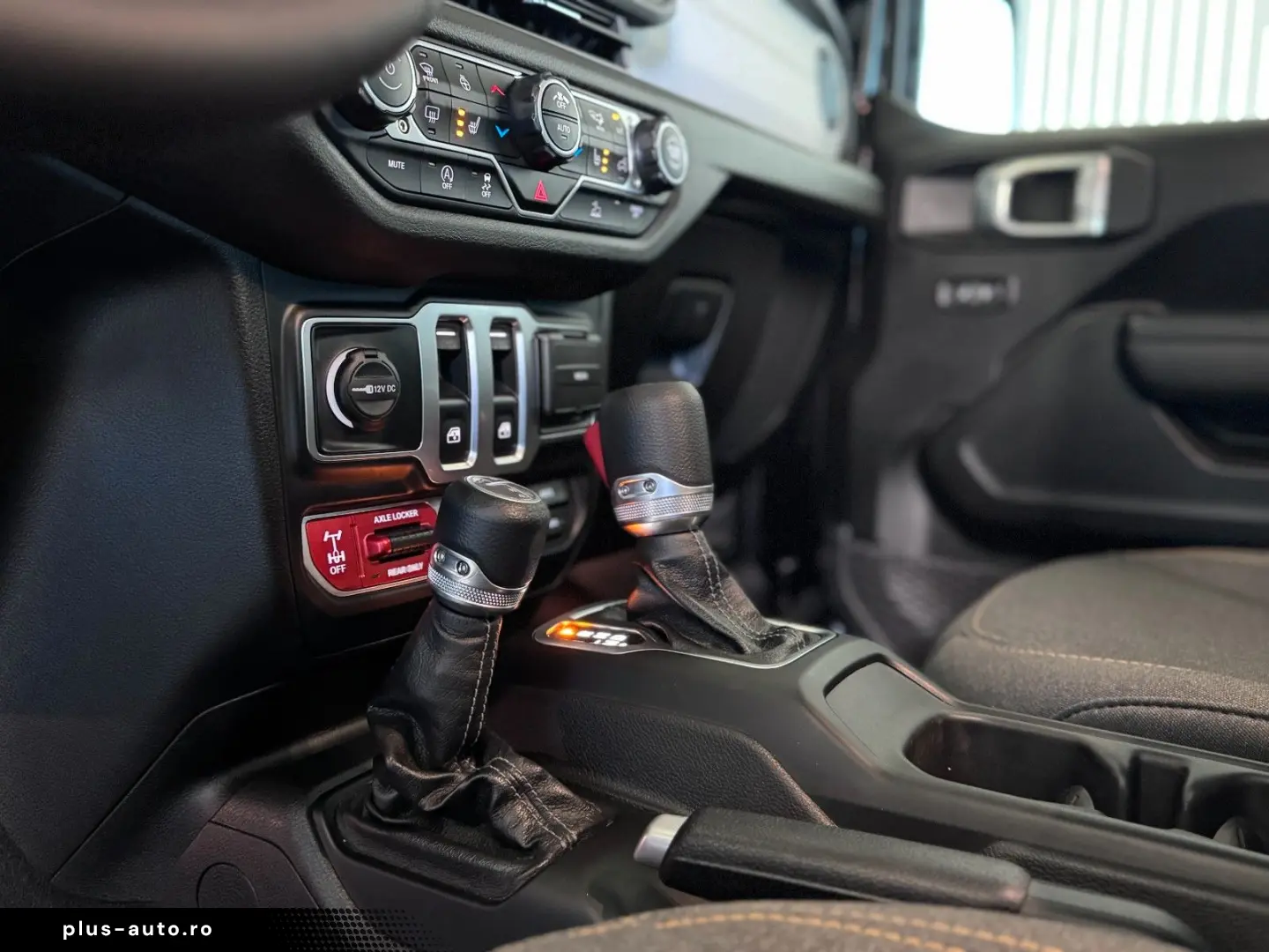 JEEP Wrangler Willys MY 25  ACC Carplay AHK S LHZ