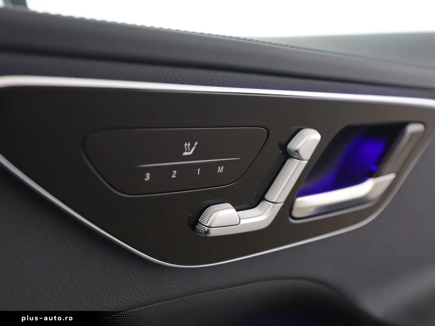 MERCEDES-BENZ C 220 d T AMG Digital Light Night MBUX&hellip;