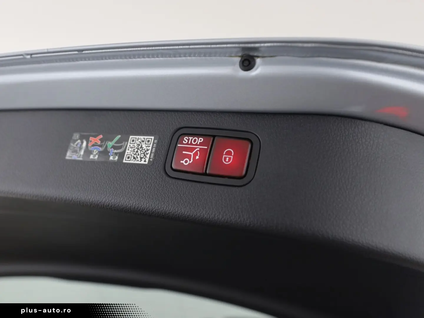 MERCEDES-BENZ C 220 d T AMG Digital Light Night MBUX&hellip;