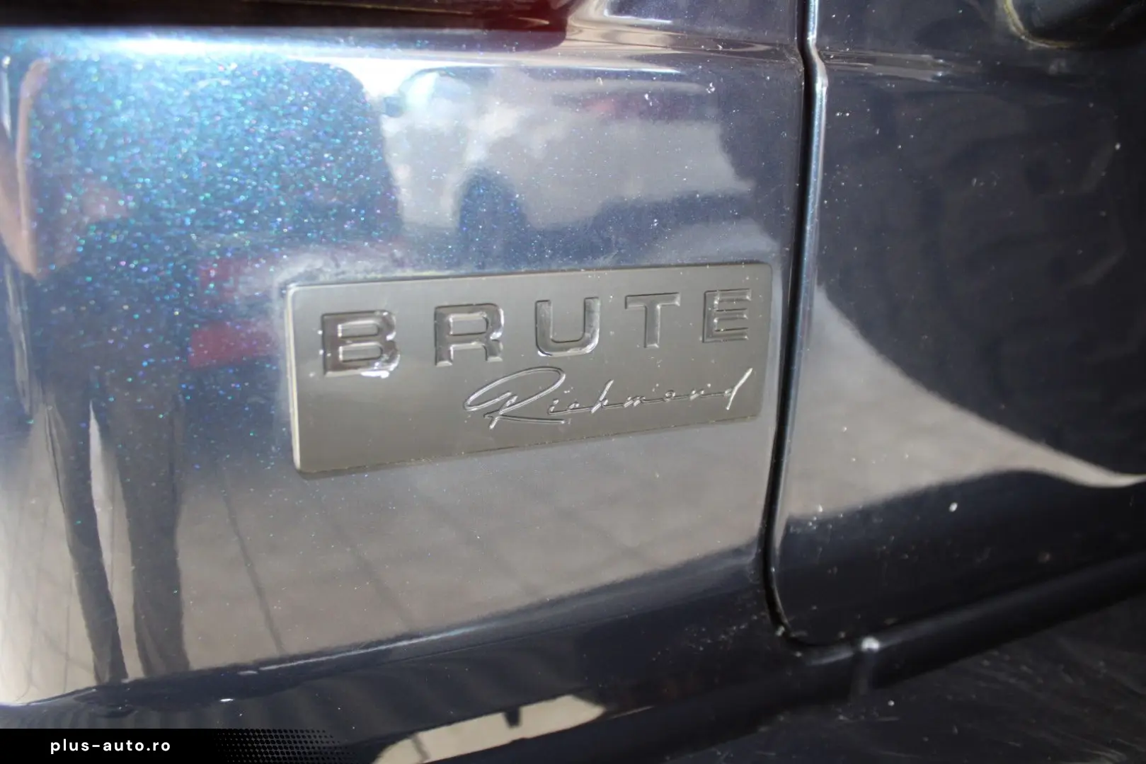 JEEP Wrangler BRUTE 392 6.4L V8 HEMI Umbau Brute