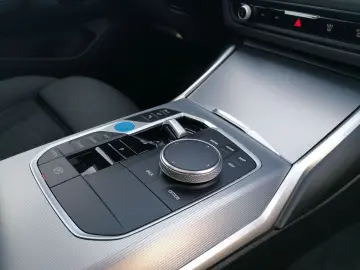 BMW i4 eDrive40 Gran Coupe HUD Panodach Navi Laser h