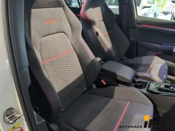 VW Golf GTI VIII 2 0 TSI DSG Clubsport Black Style