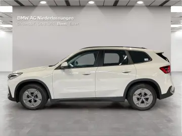 BMW iX1 xDrive30 AHK Kamera Driv.Assist Sportsitze
