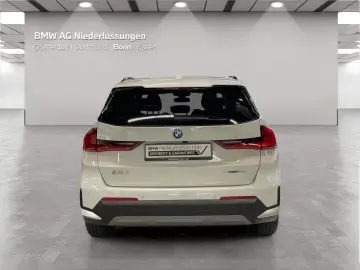 BMW iX1 xDrive30 AHK Kamera Driv.Assist Sportsitze