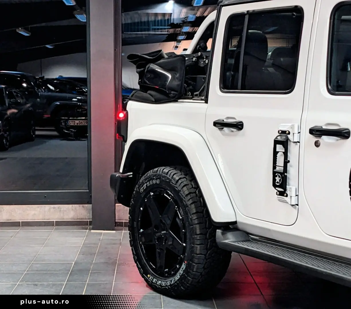JEEP 2.0 Plug-In Hybrid Unlimited Sahara 4xe