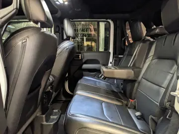 JEEP 2.0 Plug-In Hybrid Unlimited Sahara 4xe