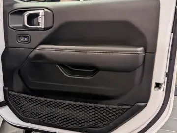 JEEP 2.0 Plug-In Hybrid Unlimited Sahara 4xe