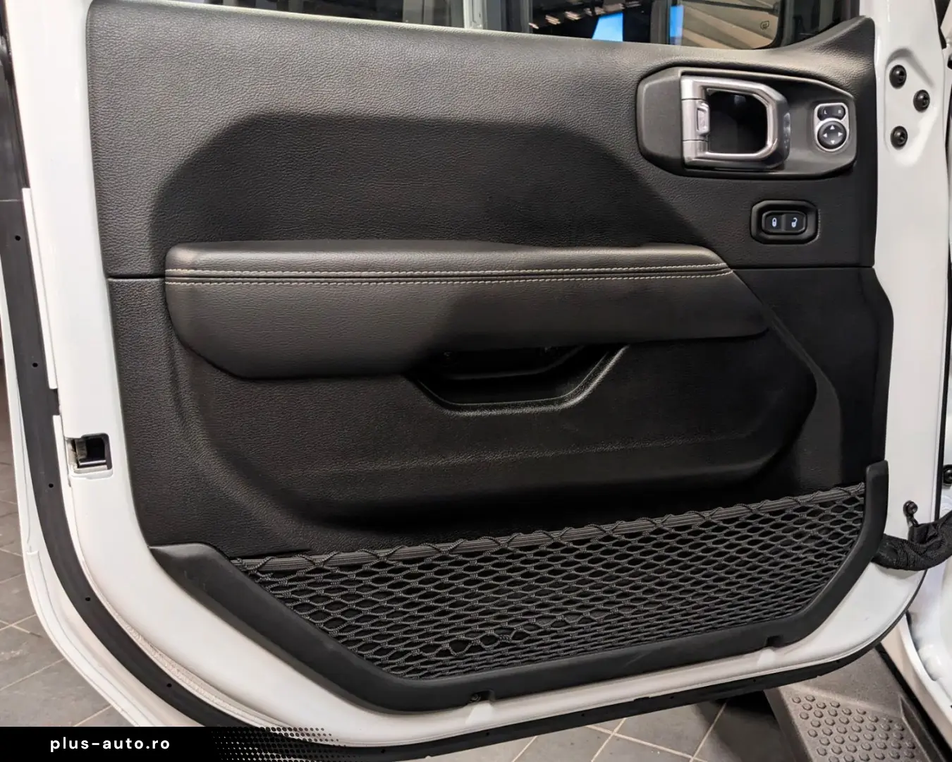 JEEP 2.0 Plug-In Hybrid Unlimited Sahara 4xe