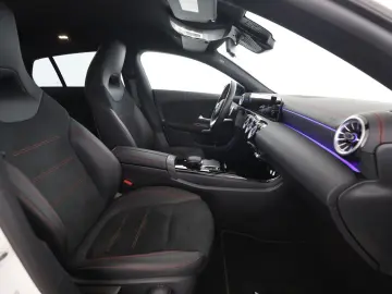 MERCEDES-BENZ CLA 200 SB AMG Night MBUX Kamera LED N…