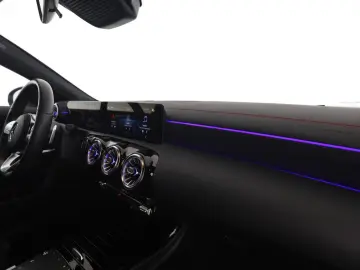 MERCEDES-BENZ CLA 200 SB AMG Night MBUX Kamera LED N…