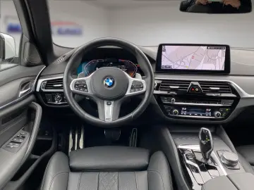 BMW 520d Touring Aut. M Sport  Mega-Ausstattung