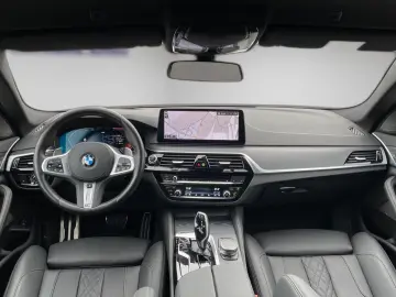 BMW 520d Touring Aut. M Sport  Mega-Ausstattung