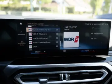 BMW 330d Touring xDrive FACEL. AHK HUD LED ACC NAVI