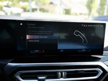 BMW 330d Touring xDrive FACEL. AHK HUD LED ACC NAVI