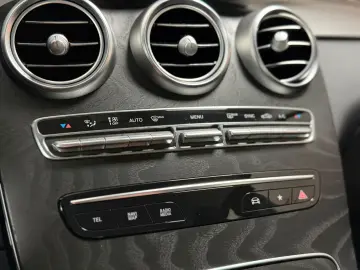 MERCEDES-BENZ GLC 220 d 4M AMG LINE MBUX SHZ NAVI AP…