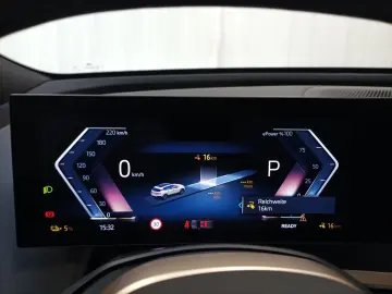 BMW iX xDrive40 Navi LED Standklima USB