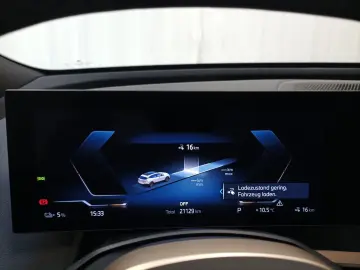 BMW iX xDrive40 Navi LED Standklima USB