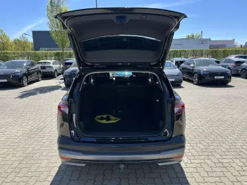 SKODA Enyaq 80 Suite WÄRMEPUMPE 82KWh AHK SH MATRIX DL