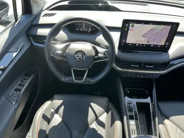 SKODA Enyaq 80 Suite WÄRMEPUMPE 82KWh AHK SH MATRIX DL