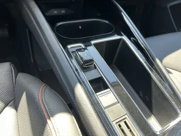 SKODA Enyaq 80 Suite WÄRMEPUMPE 82KWh AHK SH MATRIX DL