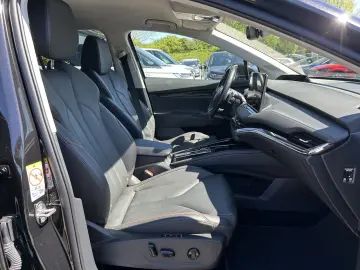 SKODA Enyaq 80 Suite WÄRMEPUMPE 82KWh AHK SH MATRIX DL