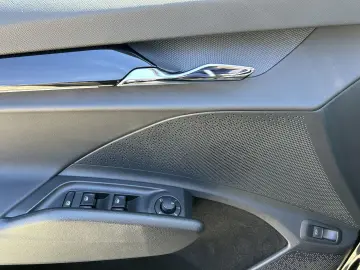 SKODA Enyaq 80 Suite WÄRMEPUMPE 82KWh AHK SH MATRIX DL
