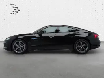 AUDI e-tron GT qu. Assist Dynamik Matrix Pano Kamera
