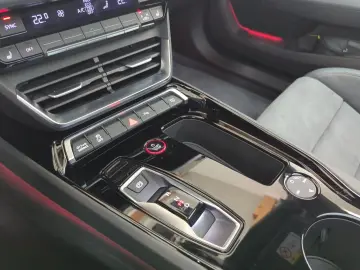AUDI e-tron GT qu. Assist Dynamik Matrix Pano Kamera
