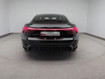 AUDI e-tron GT qu. Assist Dynamik Matrix Pano Kamera