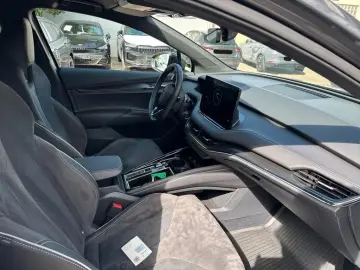 SKODA Enyaq 80 Sportline  MATRIX KAMERA NAVI