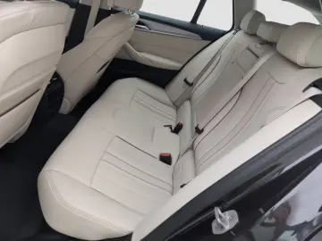 BMW 520i Touring Dig.Cockpit LED Shz. Tempom. Navi