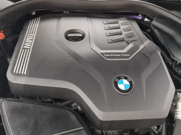 BMW 520i Touring Dig.Cockpit LED Shz. Tempom. Navi