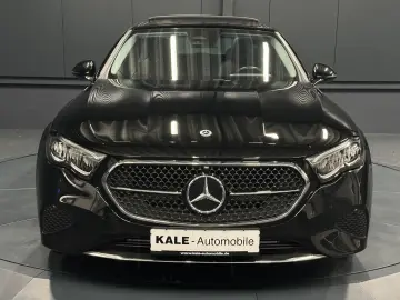 MERCEDES-BENZ E 220 d Avantgarde Advanced  19Zoll PANORAMA