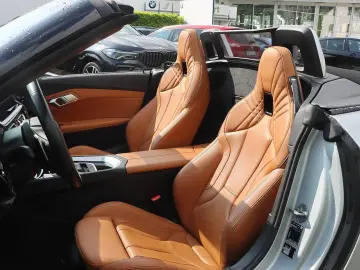 BMW Z4 Roadster 2.0i Sport Line LED 18  Leder