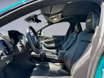 ASTON MARTIN DBX 707 AMR24   Podium Green   B&W