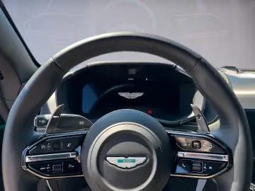 ASTON MARTIN DBX 707 AMR24   Podium Green   B&W