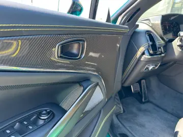 ASTON MARTIN DBX 707 AMR24   Podium Green   B&W