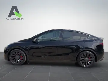 TESLA Model Y Performance Dual AWD  Gigafactory Berlin