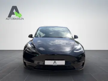 TESLA Model Y Performance Dual AWD  Gigafactory Berlin