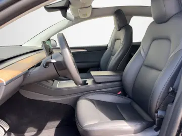 TESLA Model Y Performance Dual AWD  Gigafactory Berlin