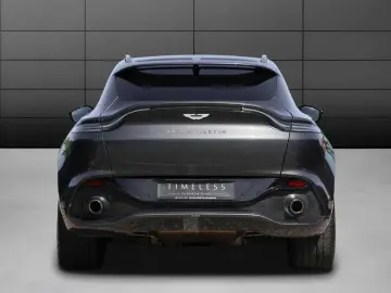 ASTON MARTIN DBX 550