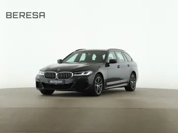BMW 540d Touring xDrive M Sport HUD Massage AHK Pano