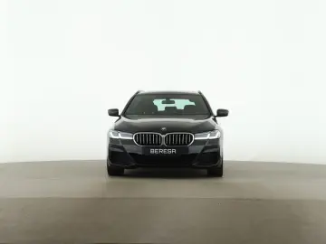 BMW 540d Touring xDrive M Sport HUD Massage AHK Pano