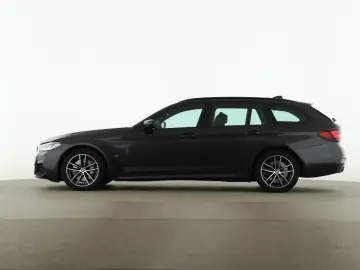 BMW 540d Touring xDrive M Sport HUD Massage AHK Pano