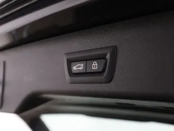 BMW 540d Touring xDrive M Sport HUD Massage AHK Pano