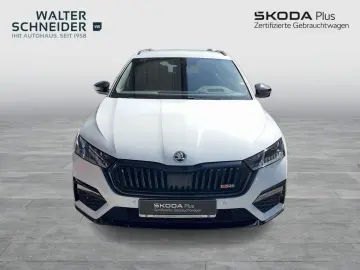 SKODA Octavia Combi 2.0 TDI DSG RS Navi Matrix AHK