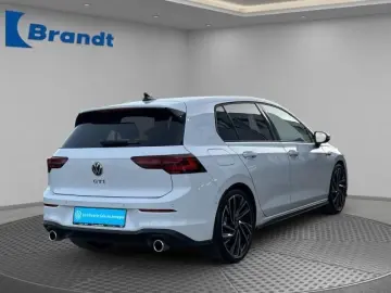 VW Golf VIII GTI 2.0 TSI DSG MATRIX PANO STANDH H&K