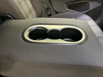 VW Golf VIII GTI 2.0 TSI DSG MATRIX PANO STANDH H&K