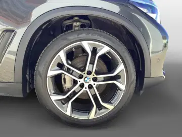 BMW X5 xDrive30d ACC AHK Head-Up Sportsitze