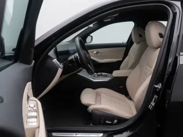 BMW 330i M Sport DAB Kamera H K Komfort 19Zoll